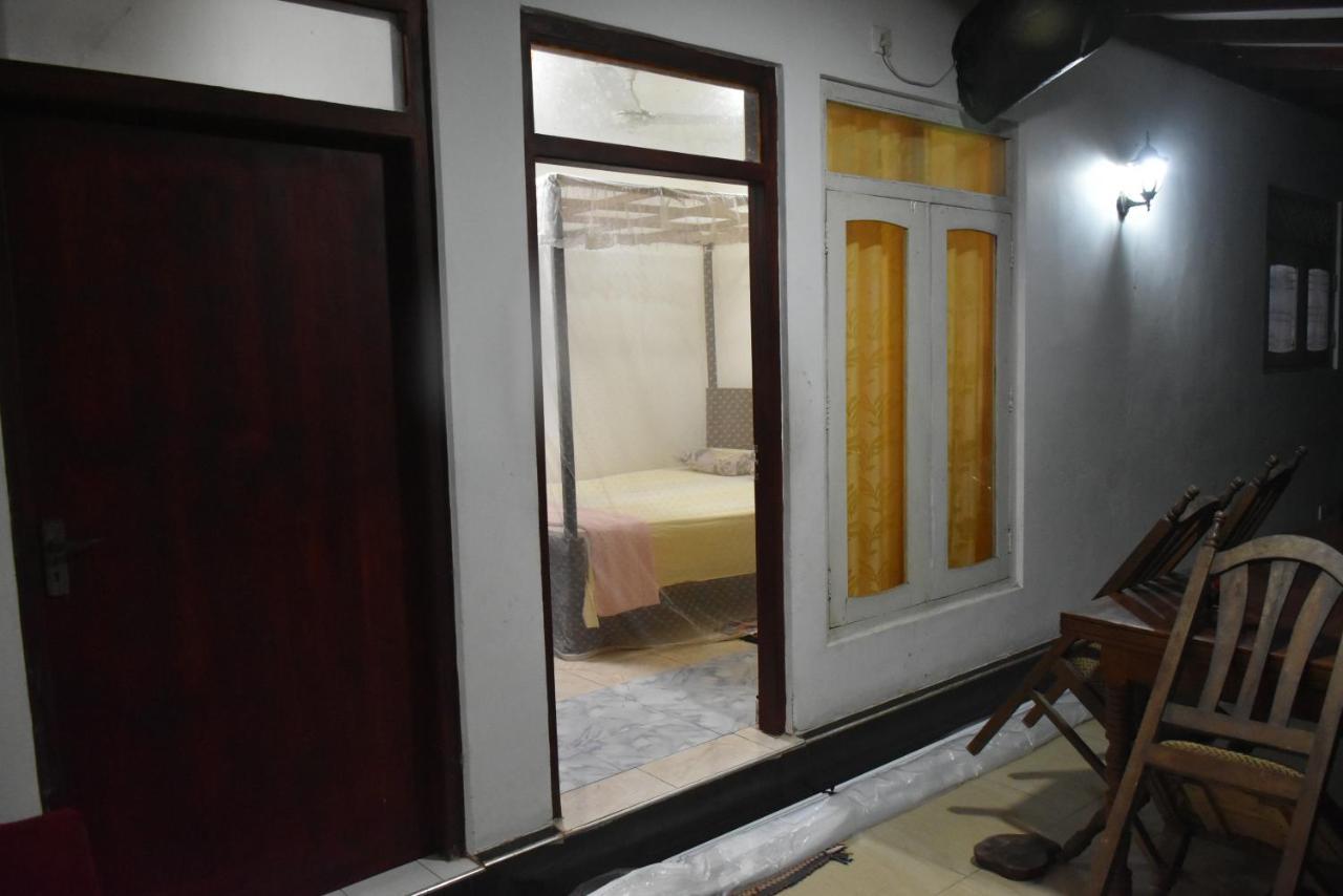 Hotel Surf Corner Matara Exterior foto