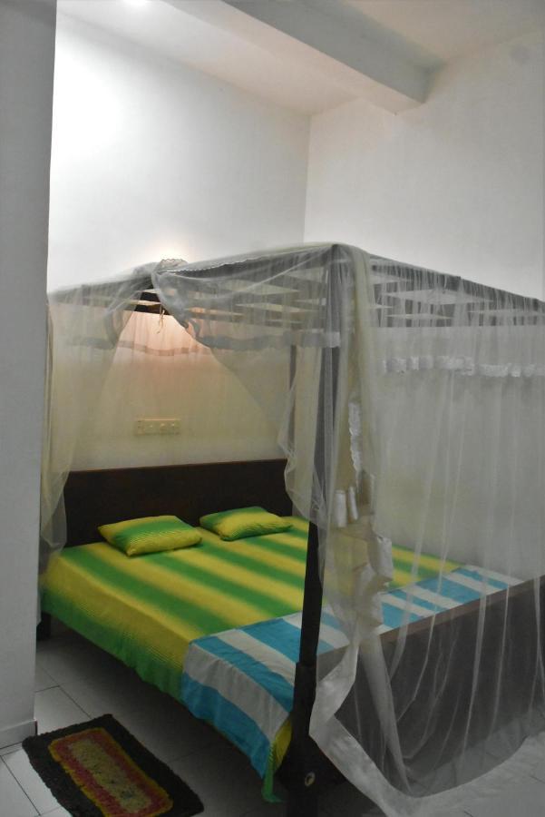 Hotel Surf Corner Matara Exterior foto